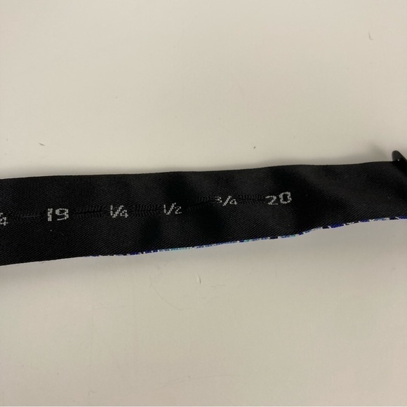 Men's Chaps Silk Bow Tie Blue/Pink Paisley Print Adjustable - Picture 7 of 10